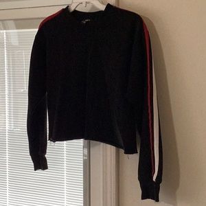 Black cutoff crop top sweatshirt